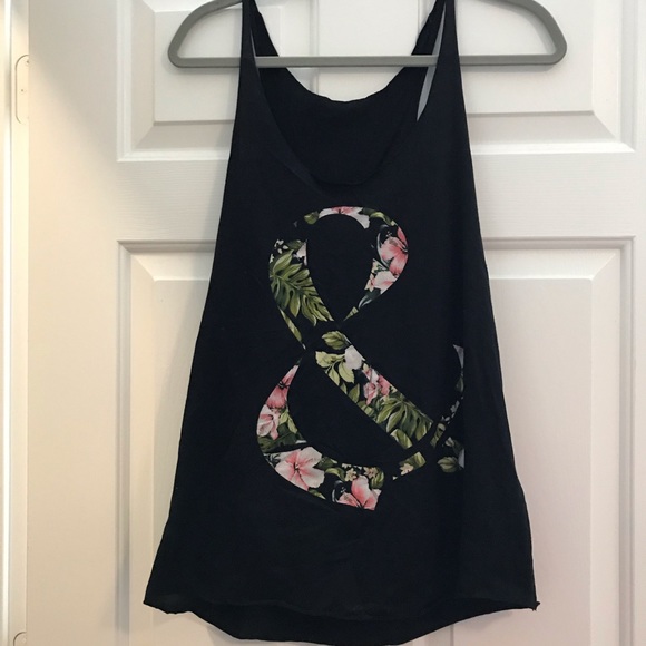 Hot Topic Tops - Hot Topic Of Mice & Men Band Tank XXL